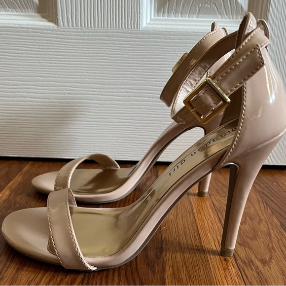 NWT Madden Girl Dafney Ankle Strap Open Toe Nude Stiletto Heel Size 8.5 - Picture 8 of 9